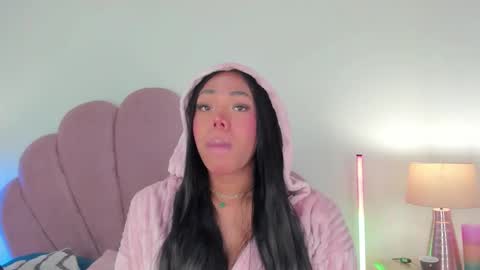 NICOLE online show from 5, 12, 2025