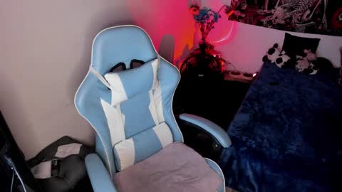 Snapshot of nicolepeachx chatting on 7, 2, 2025 Nicol independent model online show from 7, 2, 2025