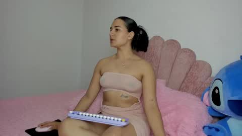 Snapshot of nicolesantana21 chatting on 11, 9, 2025 nicole santana online show from 11, 9, 2025