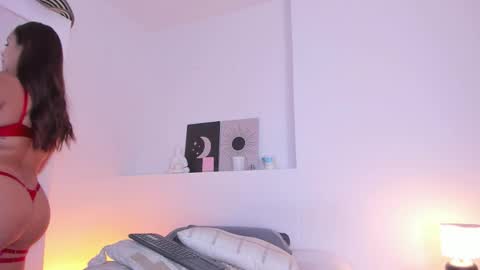 Nicole online show from 26, 3, 2026