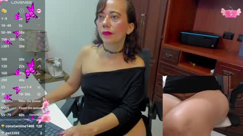Nicolett Ryan  online show from 13, 1, 2025