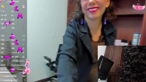 Nicolett Ryan  online show from 14, 1, 2025