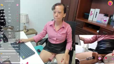 Nicolett Ryan  online show from 10, 3, 2025