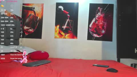 nicolle_hanks1 online show from 25, 10, 2025