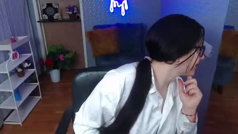 Snapshot of nicolle_silva chatting on 29, 7, 2026 Nicolle online show from 29, 7, 2026