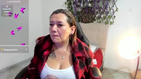 Daniela aponte online show from 14, 4, 2026