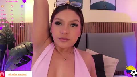 NICOLLE EVANS online show from 25, 6, 2026