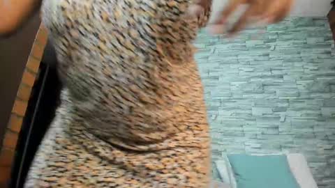 nicollesofia3 online show from 23, 2, 2025