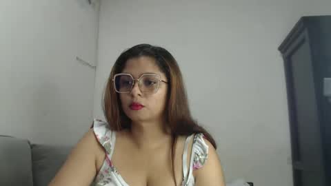 NicollGreen online show from 27, 9, 2025