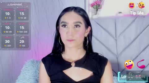 Snapshot of nicolqueen_ chatting on 14, 12, 2025 NICOL online show from 14, 12, 2025