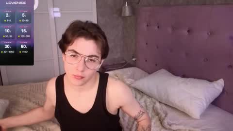 Snapshot of nightfloat chatting on 2, 3, 2025 Daisy nd Tyler 3 online show from 2, 3, 2025