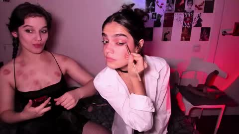 Snapshot of nightfloatt chatting on 1, 11, 2025 Daisy online show from 1, 11, 2025