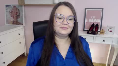 Holly online show from 18, 2, 2026