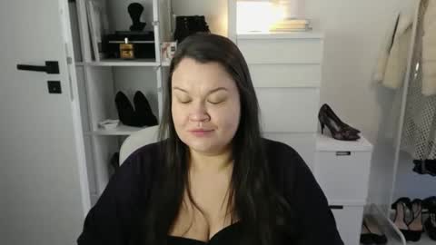 Holly online show from 18, 3, 2026