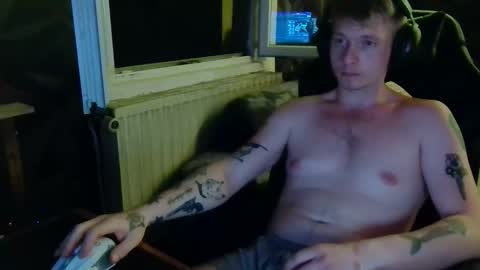 Snapshot of niglo620 chatting on 26, 5, 2026 niglo620 online show from 26, 5, 2026