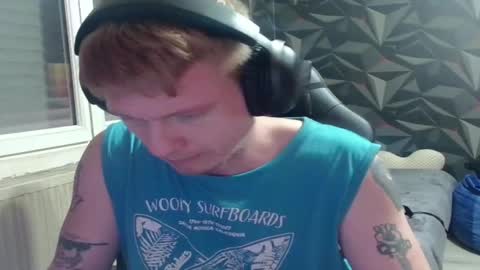 Snapshot of niglo620 chatting on 9, 6, 2026 niglo620 online show from 9, 6, 2026