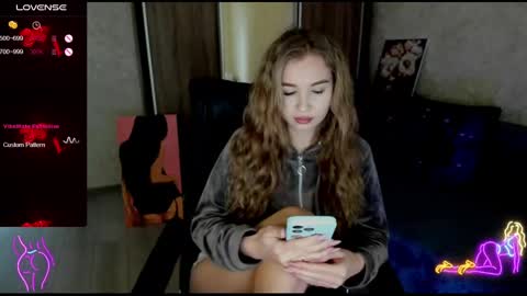 nigo_nika online show from 25, 1, 2025