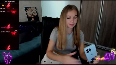 nigo_nika online show from 23, 9, 2025