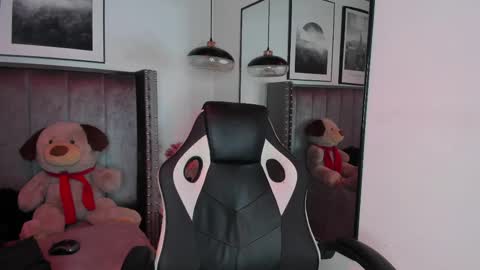 niick_twink online show from 11, 9, 2025