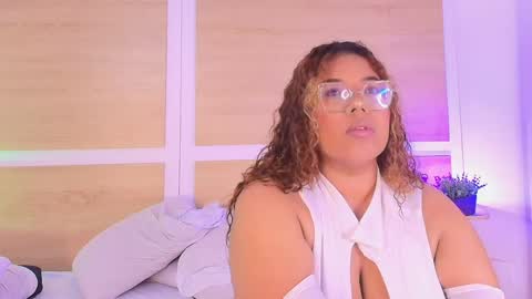 Snapshot of niickypurple chatting on 19, 4, 2026 Call me Nicky online show from 19, 4, 2026