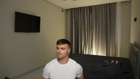 Nik online show from 19, 5, 2026