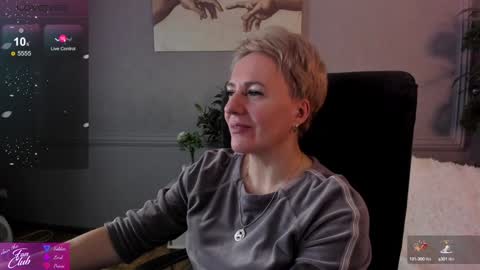 Snapshot of nika_smit chatting on 15, 12, 2024 Nika online show from 15, 12, 2024