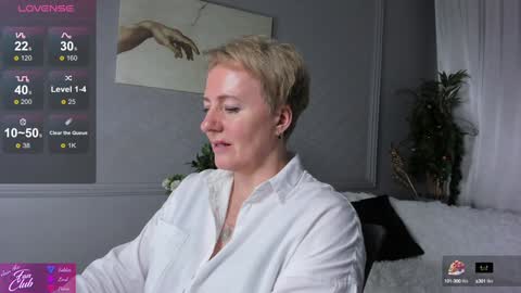 Snapshot of nika_smit chatting on 12, 1, 2025 Nika online show from 12, 1, 2025