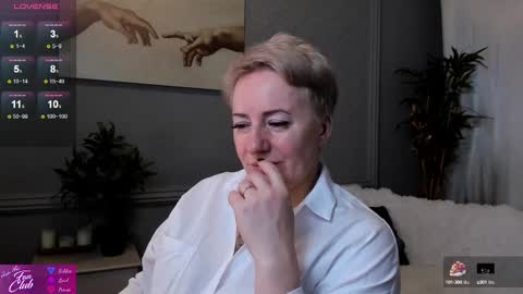 Snapshot of nika_smit chatting on 1, 3, 2025 Nika online show from 1, 3, 2025