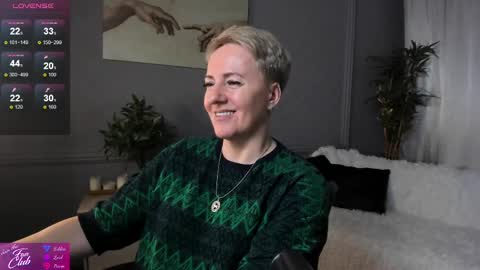 Snapshot of nika_smit chatting on 3, 3, 2025 Nika online show from 3, 3, 2025