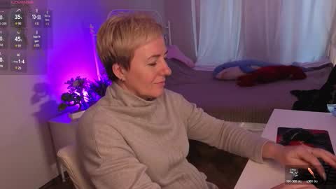 Snapshot of nika_smit chatting on 5, 10, 2025 Nika online show from 5, 10, 2025