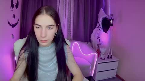 Snapshot of nikastarkk chatting on 22, 10, 2025 nikastarkk online show from 22, 10, 2025