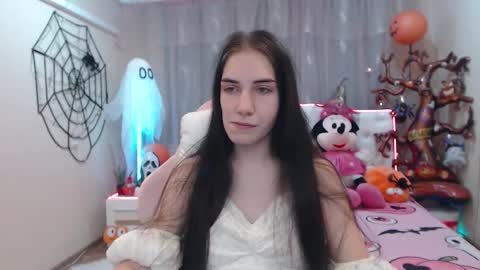 Snapshot of nikastarkk chatting on 3, 11, 2025 nikastarkk online show from 3, 11, 2025