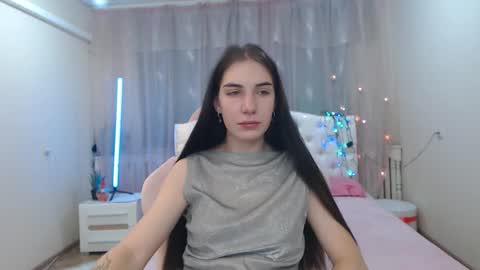 Snapshot of nikastarkk chatting on 17, 11, 2025 nikastarkk online show from 17, 11, 2025