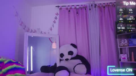 Snapshot of nikerly_hot chatting on 27, 5, 2026 NIKERLY online show from 27, 5, 2026