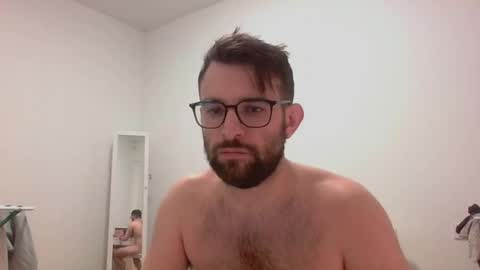 Snapshot of nikgenini chatting on 17, 4, 2026 Nik Jay online show from 17, 4, 2026