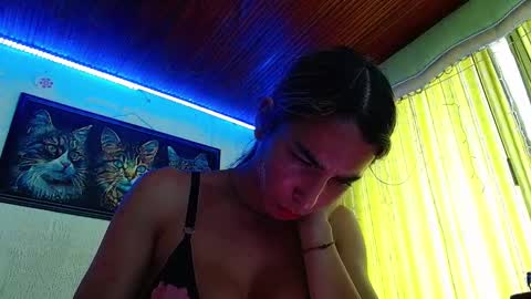 Snapshot of niki_1998 chatting on 7, 1, 2025 Natalia online show from 7, 1, 2025