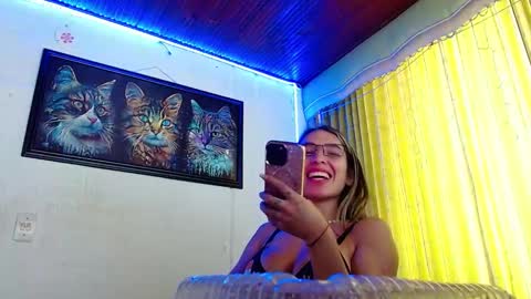Snapshot of niki_1998 chatting on 21, 1, 2025 Natalia online show from 21, 1, 2025