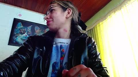 Snapshot of niki_1998 chatting on 3, 2, 2025 Natalia online show from 3, 2, 2025