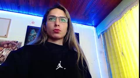 Snapshot of niki_1998 chatting on 17, 2, 2025 Natalia online show from 17, 2, 2025