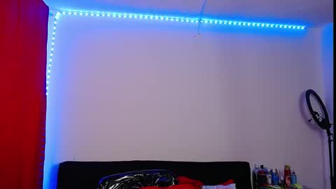 Snapshot of niki_1998 chatting on 11, 3, 2025 Natalia online show from 11, 3, 2025