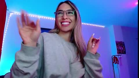 Snapshot of niki_1998 chatting on 29, 9, 2025 Natalia online show from 29, 9, 2025