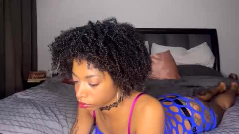 Snapshot of nikitalove104 chatting on 29, 9, 2025 nikitalove104 online show from 29, 9, 2025