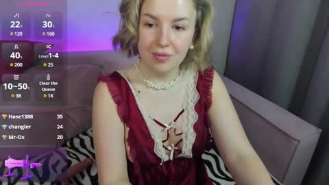 Nikki online show from 17, 2, 2025