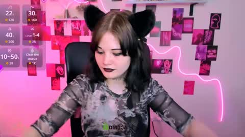 nikki_kiss_ online show from 22, 5, 2026