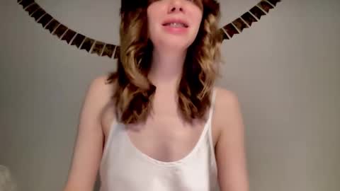 Snapshot of nikki_mi chatting on 29, 12, 2024 Nikki online show from 29, 12, 2024