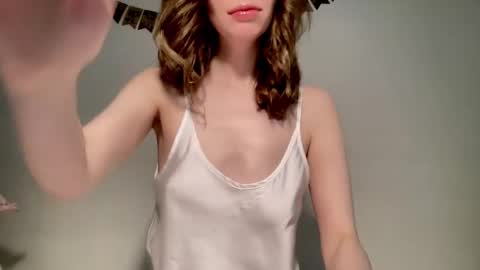 Snapshot of nikki_mi chatting on 22, 1, 2025 Nikki online show from 22, 1, 2025