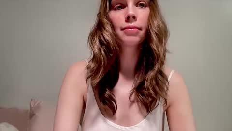 Snapshot of nikki_mi chatting on 2, 10, 2025 Nikki online show from 2, 10, 2025