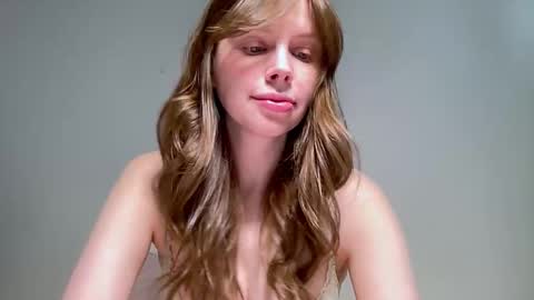 Snapshot of nikki_mi chatting on 7, 3, 2026 Nikki online show from 7, 3, 2026