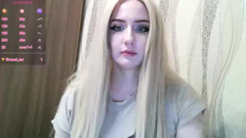 Snapshot of nikki_roseanna chatting on 2, 12, 2025 Nikki Roseanna online show from 2, 12, 2025