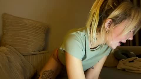 Snapshot of nikki_whatever chatting on 3, 1, 2025 nicolette online show from 3, 1, 2025